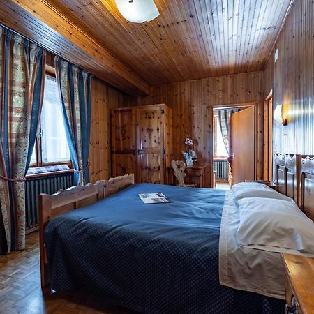 Hotel Le Campagnol Champoluc Exteriör bild